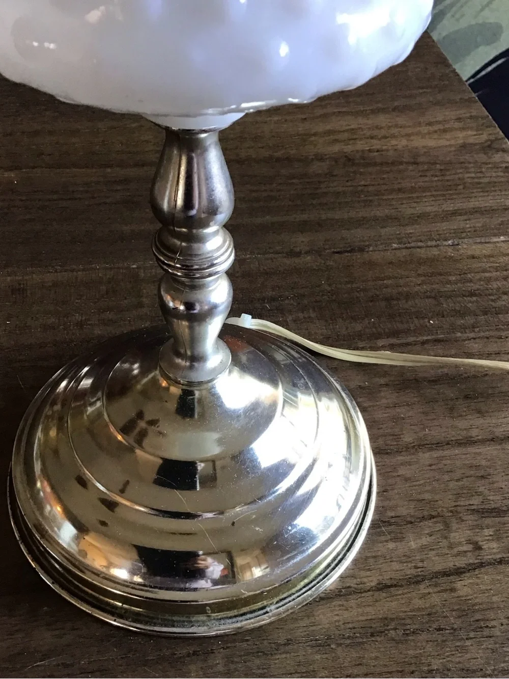 Vintage Hobknob Milk Glass Table Lamp